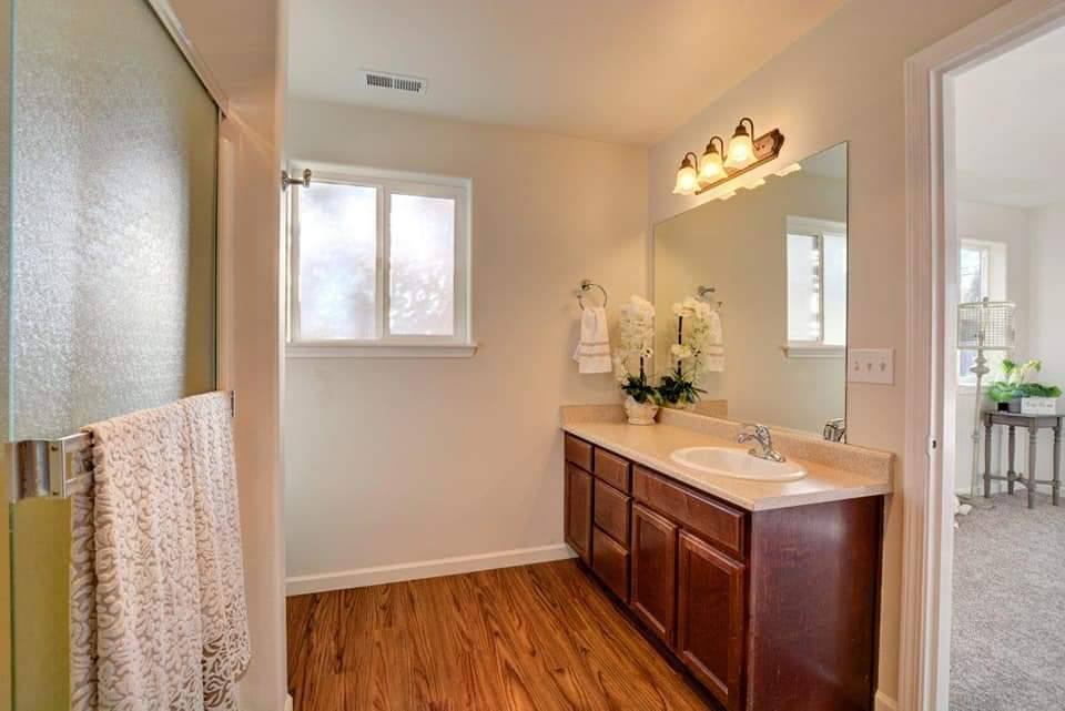 Choosing the perfect paint color for your Tyler TX home