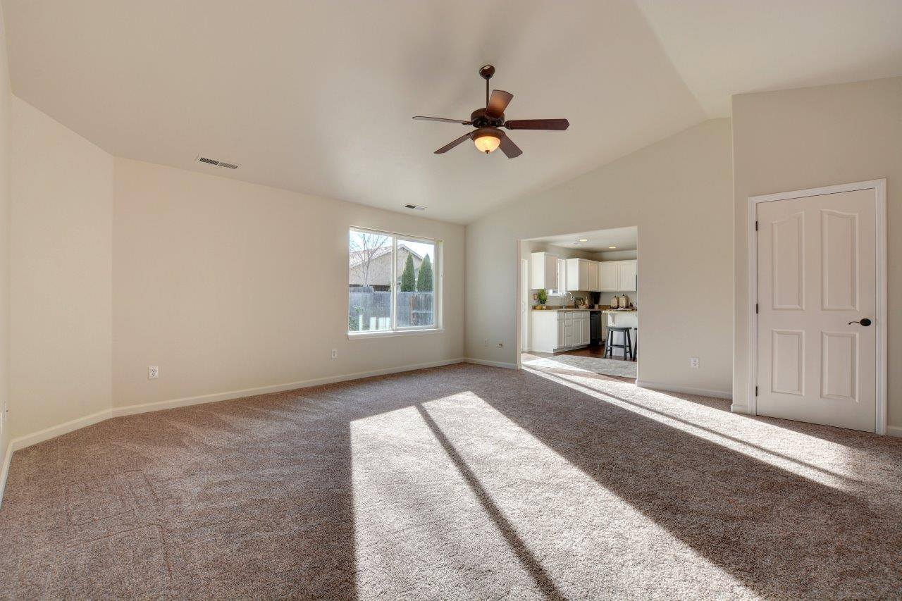 Paint sheen guide satin vs semi gloss for Tyler Texas homes